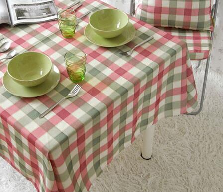 英伦风格红绿格子桌布