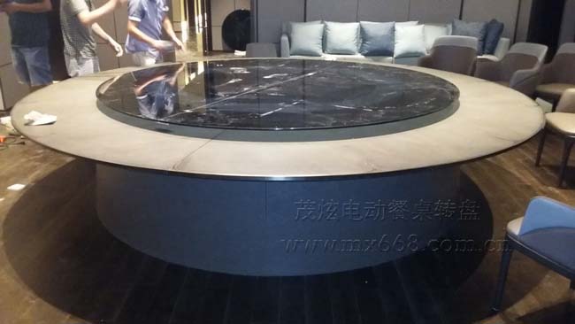 3.4米电动餐桌安装图片